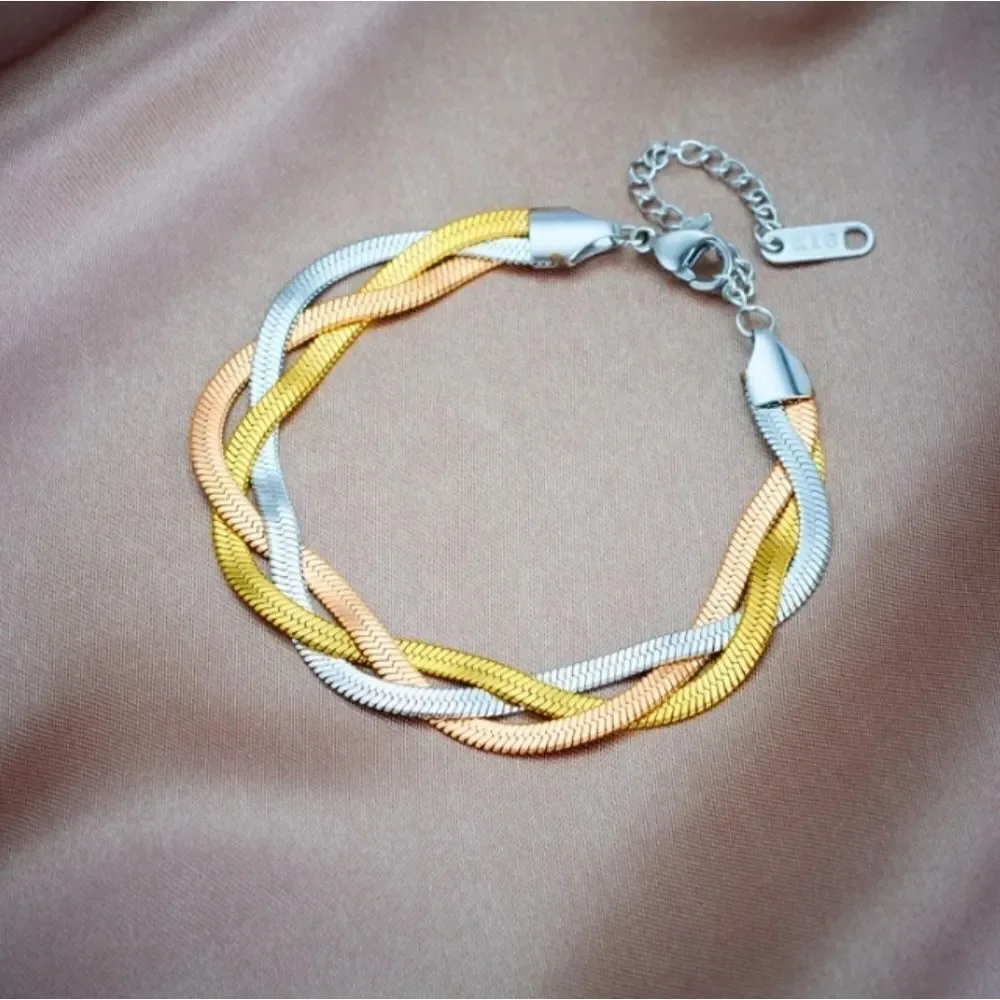 Bella Boutique brand new